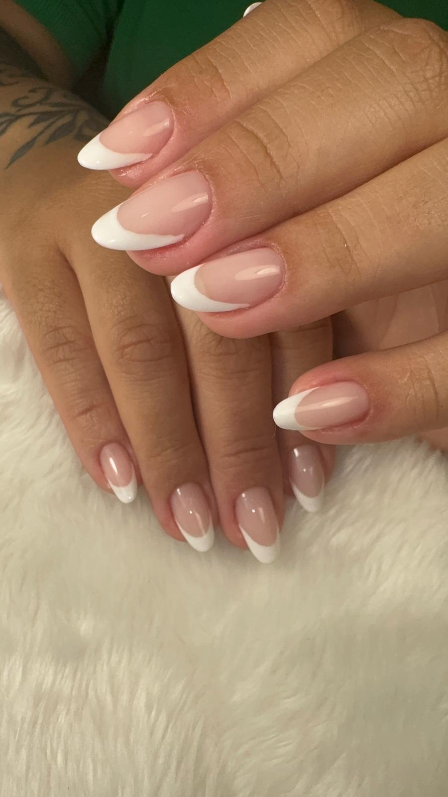 Trabalho de unhas do Studio Daniela Vieira